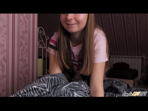 ❤️ Blondie tana tsotsar BFF's dinta sosai kuma ta sami Cum A Bakinta ️ Ingantacciyar iskanci ️❤